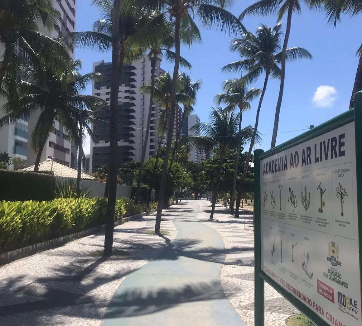 Apto 3 Quartos Pe Na Areia Prox De Recife 0*,