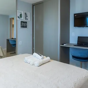 Flat E Sala, 400 Metros Da De Boa Viagem, Com Piscina, Wi-fi 220mbps Recife